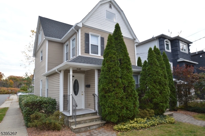 139 Forest St, Montclair, NJ 07042 - photo 1