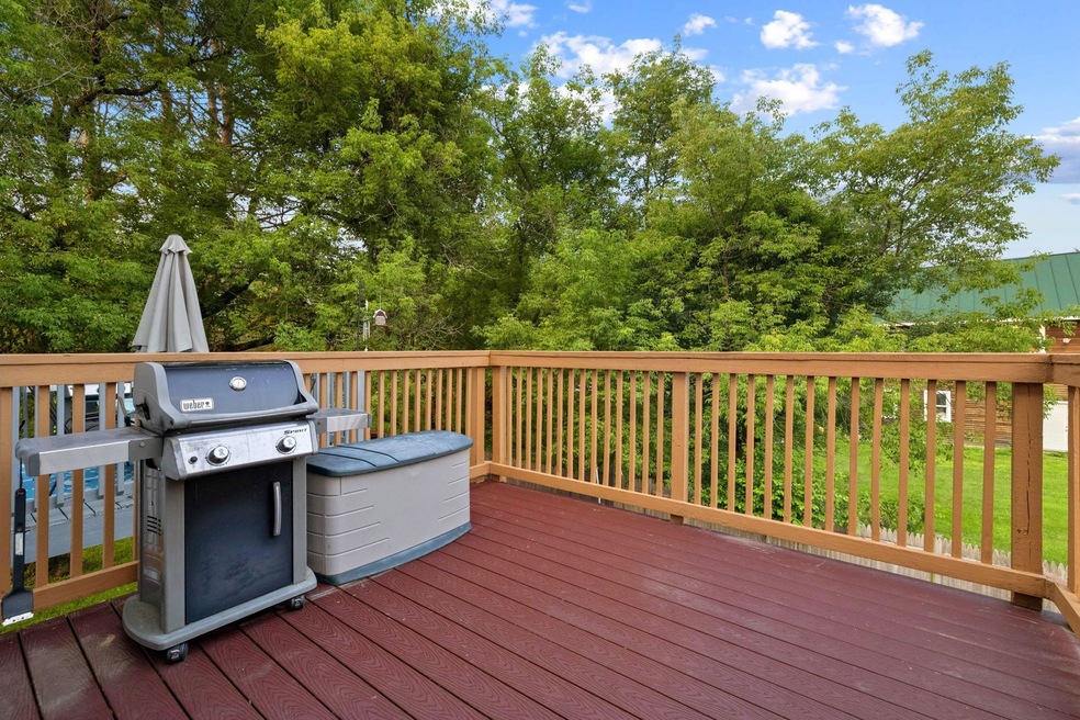 10 Flanders St, Enfield, NH 03748 - photo 1