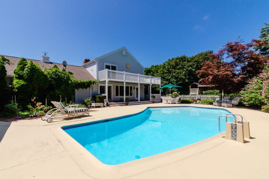 84 Swallow Hill Dr, Barnstable, MA 02630 - photo 1