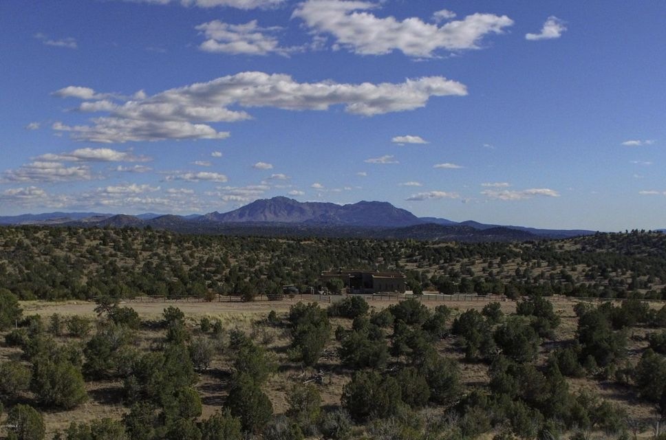 Crossroads Ranch