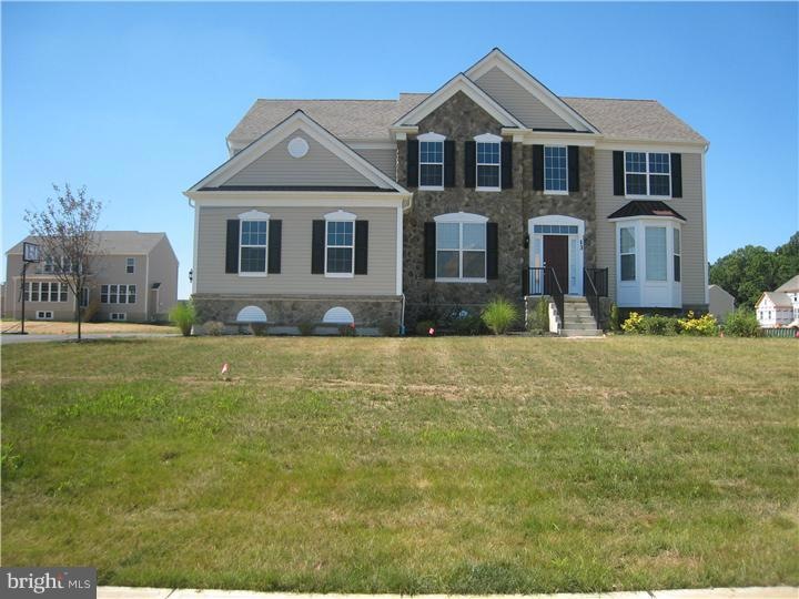 13 Endeavor Blvd, East Windsor, NJ 08520 - photo 1