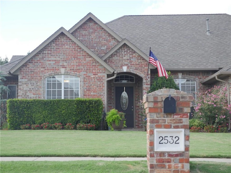 2532 Brenton Dr, Edmond, OK 73012 - photo 1