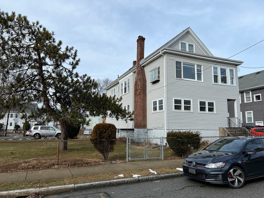 75 Varnum St unit 1, Arlington, MA 02474 - photo 1