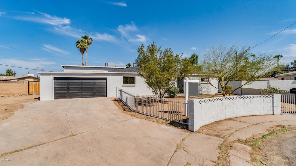 2716 W Echo Ln-1