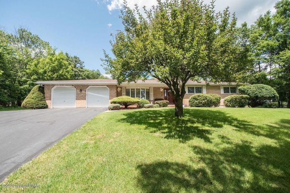 1177 Broadview Dr, Jim Thorpe, PA 18229 - photo 1