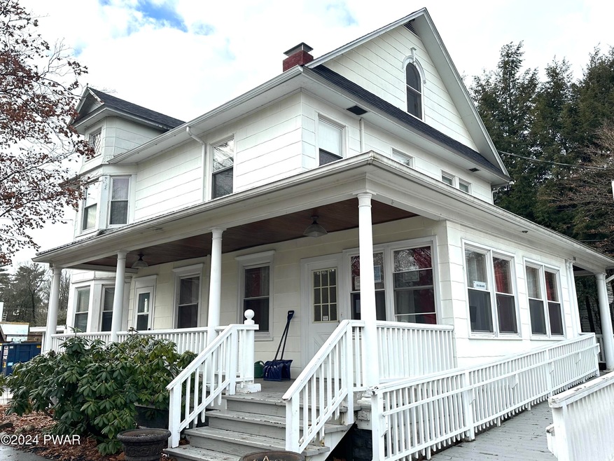 114 8th St unit Front, Milford, PA 18337 - photo 1