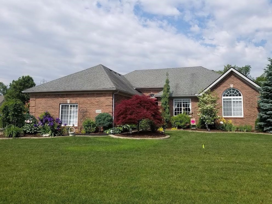 23534 Kirby Dr, Flat Rock, MI 48134 - photo 1