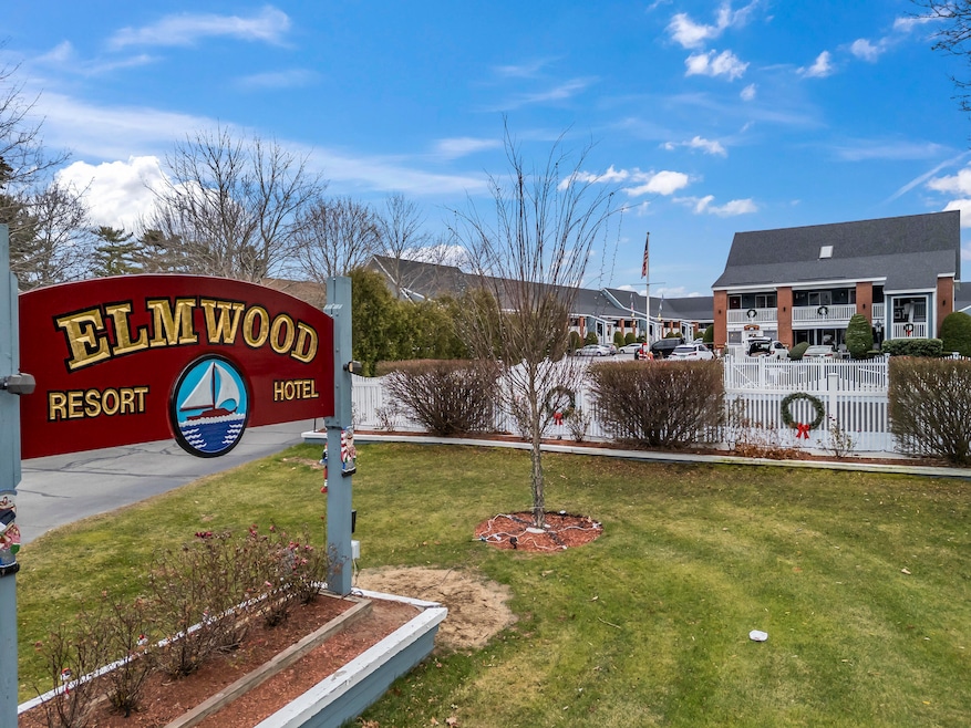 1351 Post Rd unit 49, Wells, ME 04090 - photo 1