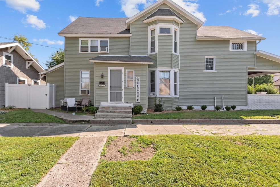 136 1/2 W 7th St, Peru, IN 46970 - photo 1