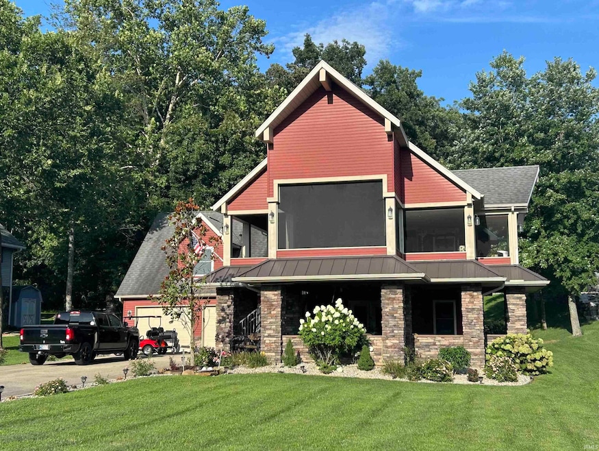 190 E Candy Cane Ln, Santa Claus, IN 47579 - photo 1