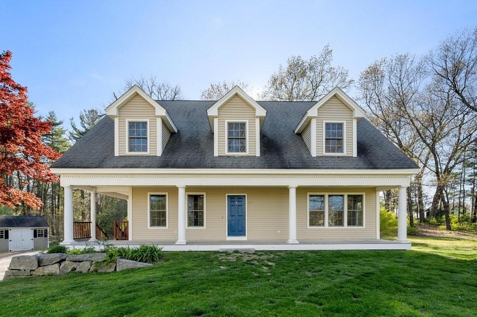 33 Forest St, Dunstable, MA 01827 - photo 1