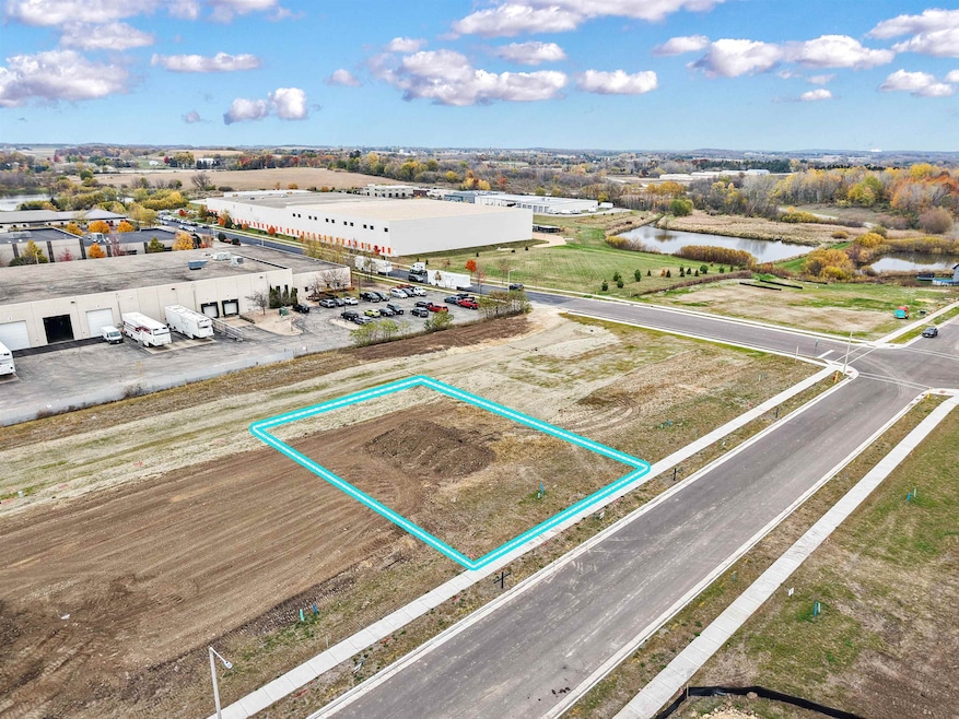 304 Michelle Ln, Cottage Grove, WI 53527 - photo 1