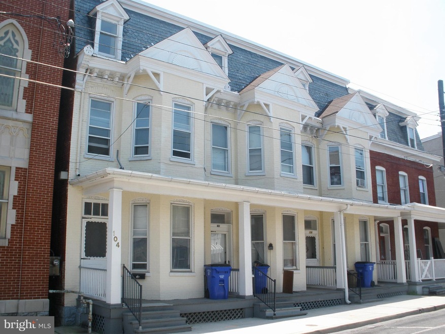 104 S Mulberry St, Hagerstown, MD 21740 - photo 1