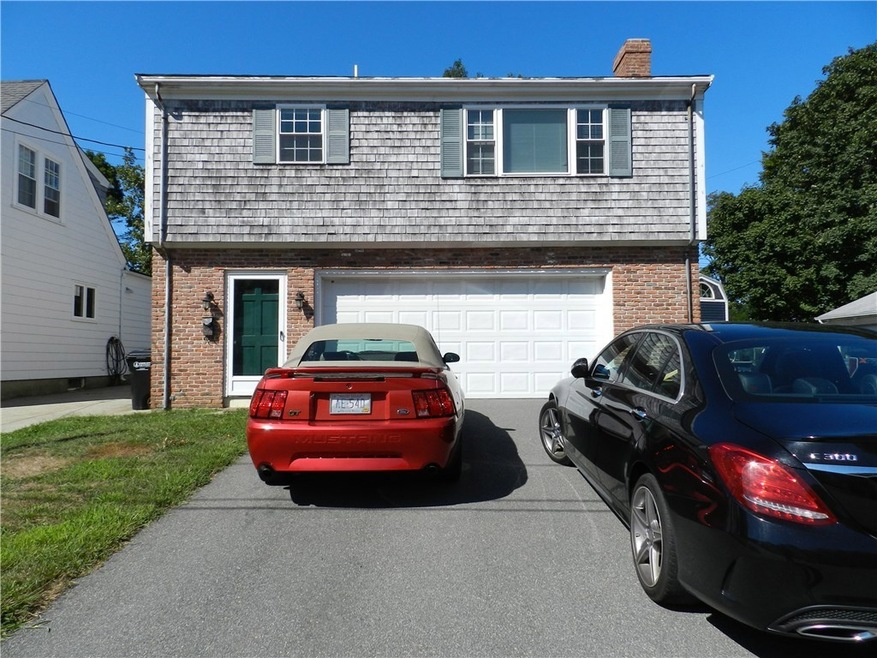 22 Hoppin Rd, Newport, RI 02840 - photo 1