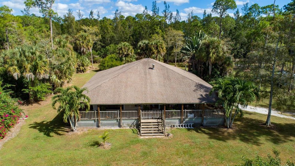 5 ACRES 2/2 HOME 14 STALLS