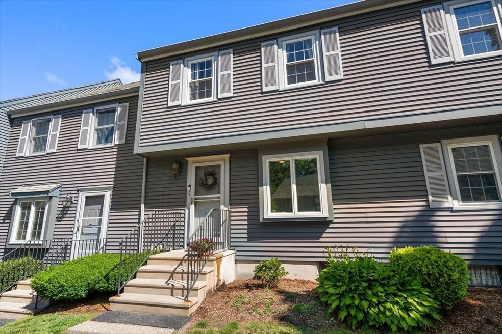 10 Oak Ridge Dr unit 5, Maynard, MA 01754 - photo 1