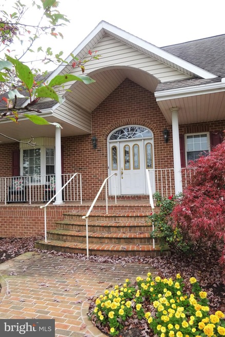 12052 Grant Shook Rd, Greencastle, PA 17225 - photo 1