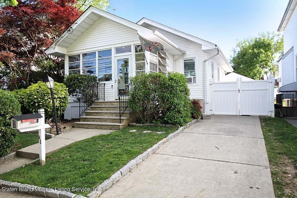48 Dale Ave, Staten Island, NY 10306 - photo 1