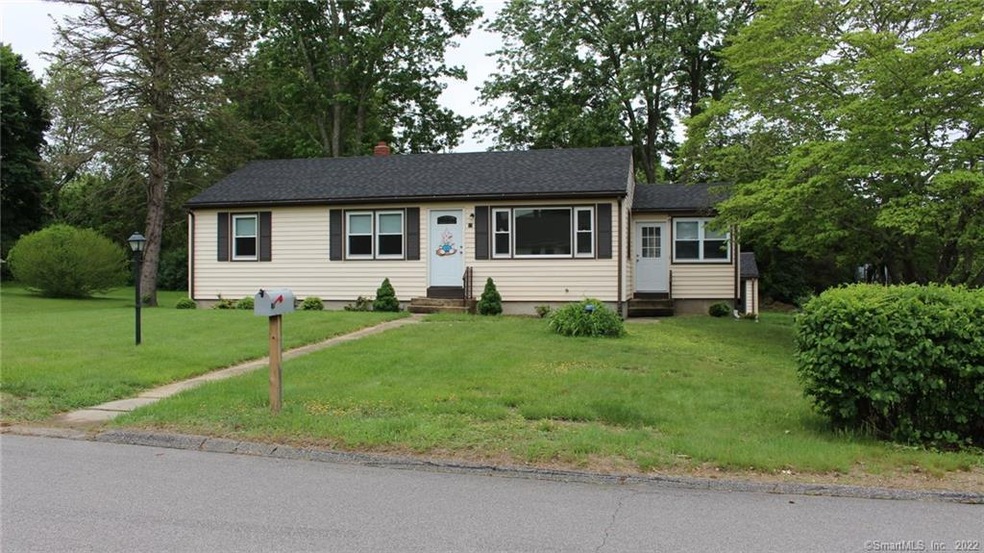 13 Michael Ln, Ledyard, CT 06339 - photo 1