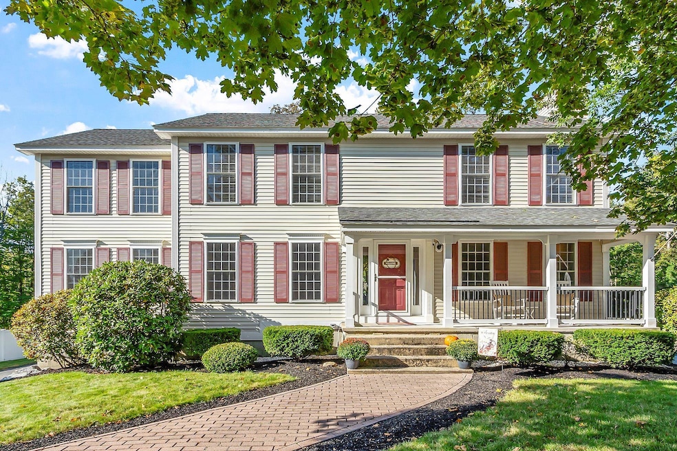 Under Contract $739,000