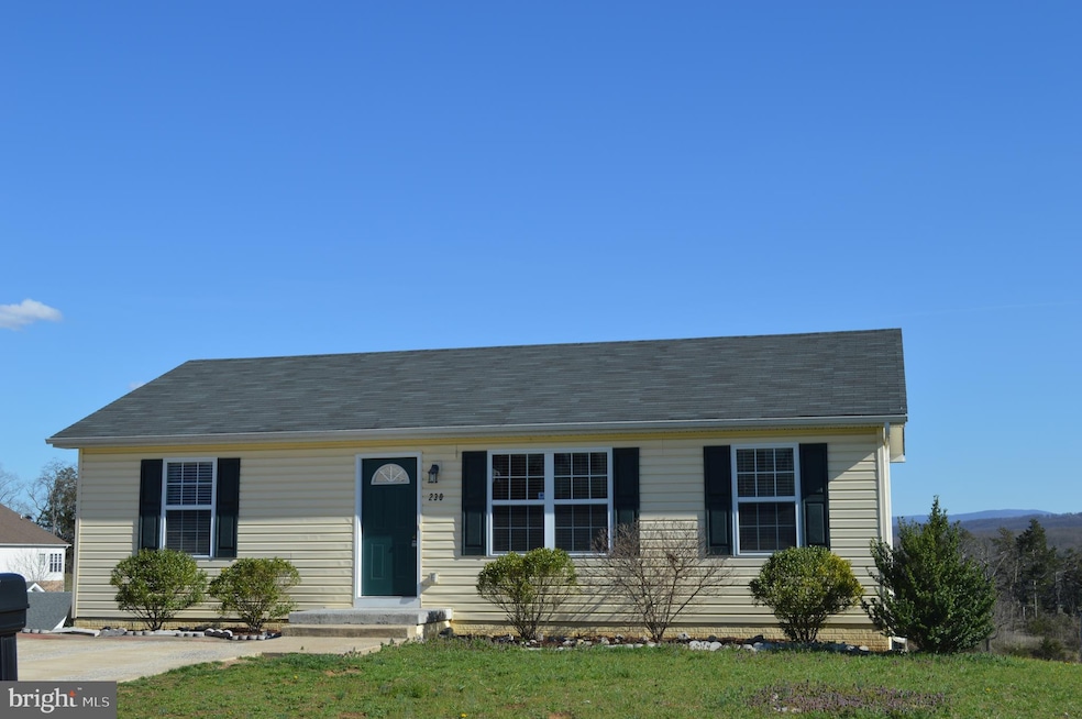 230 Aden Dr, Strasburg, VA 22657 - photo 1