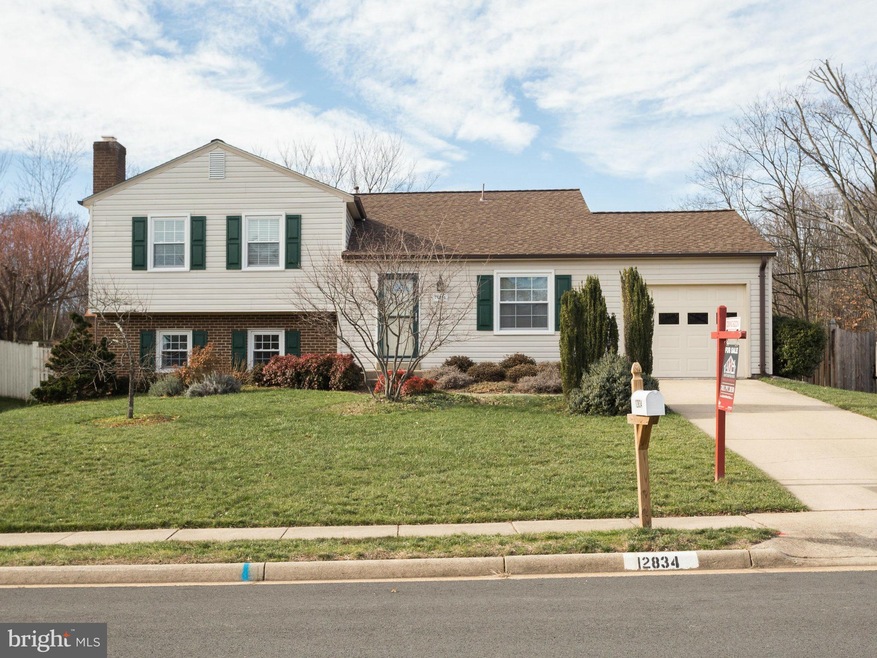 12834 Fantasia Dr, Herndon, VA 20170 - photo 1