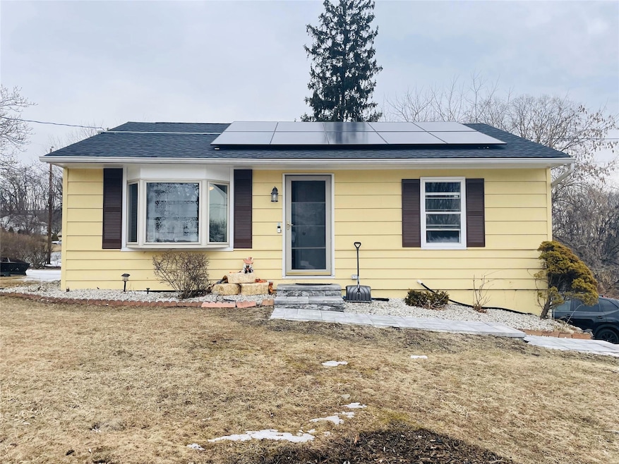 15 Hill St, Newburgh, NY 12550 - photo 1