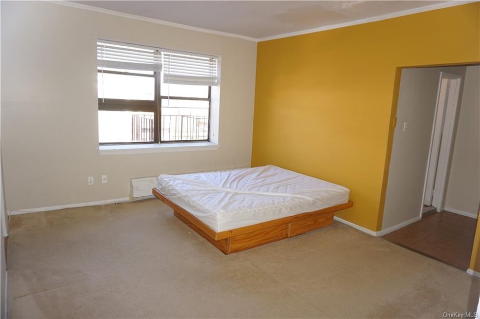 Summit Gardens unit 4D, Port Chester, NY 10573 - photo 1