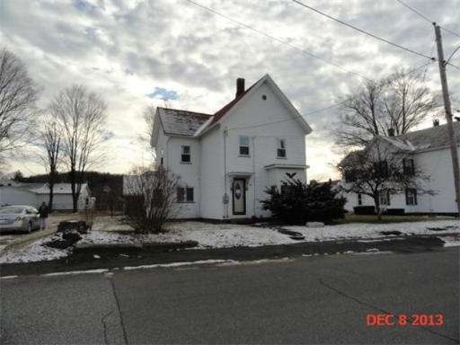 77 Chapel St, Warren, MA 01092 - photo 1