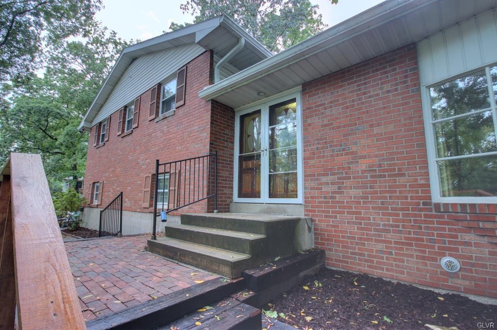 219 Forest Dr, Nazareth, PA 18064 - photo 1