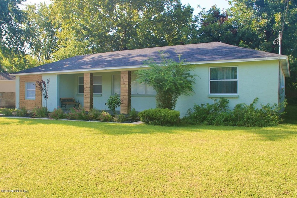 5044 Kerle St, Jacksonville, FL 32205 - photo 1