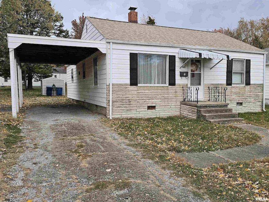 2712 Logan St, Mount Vernon, IL 62864 - photo 1