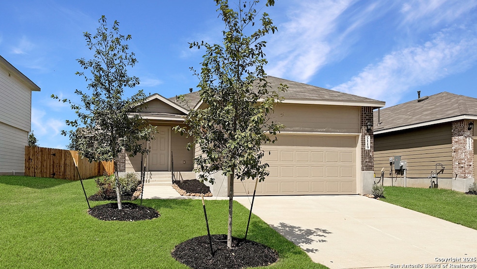 5119 Blind Shot, San Antonio, TX 78261 - photo 1