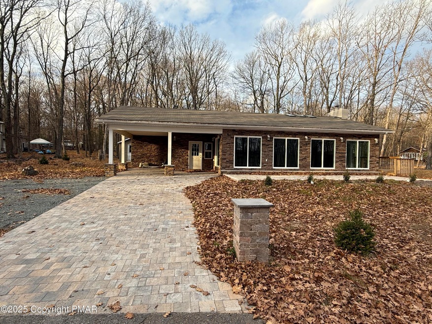 347 N Shore Dr, Albrightsville, PA 18210 - photo 1