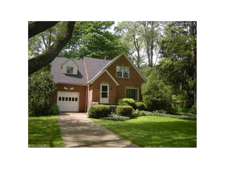 Welcome to 5496 Fitch - a solid, all brick colonia
