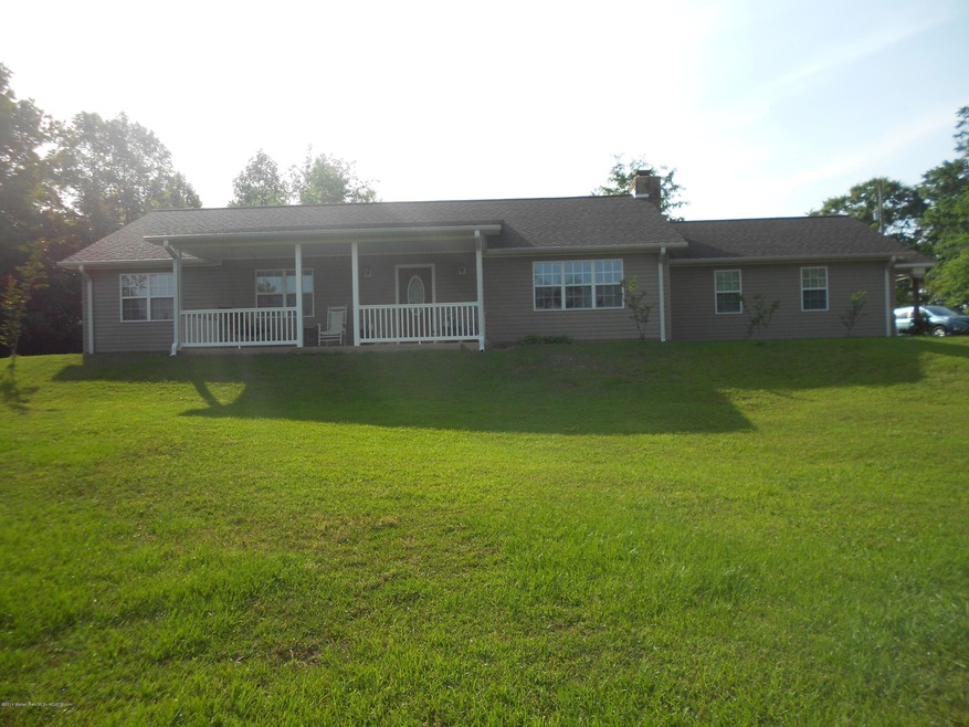Beautiful County Home with large yard.