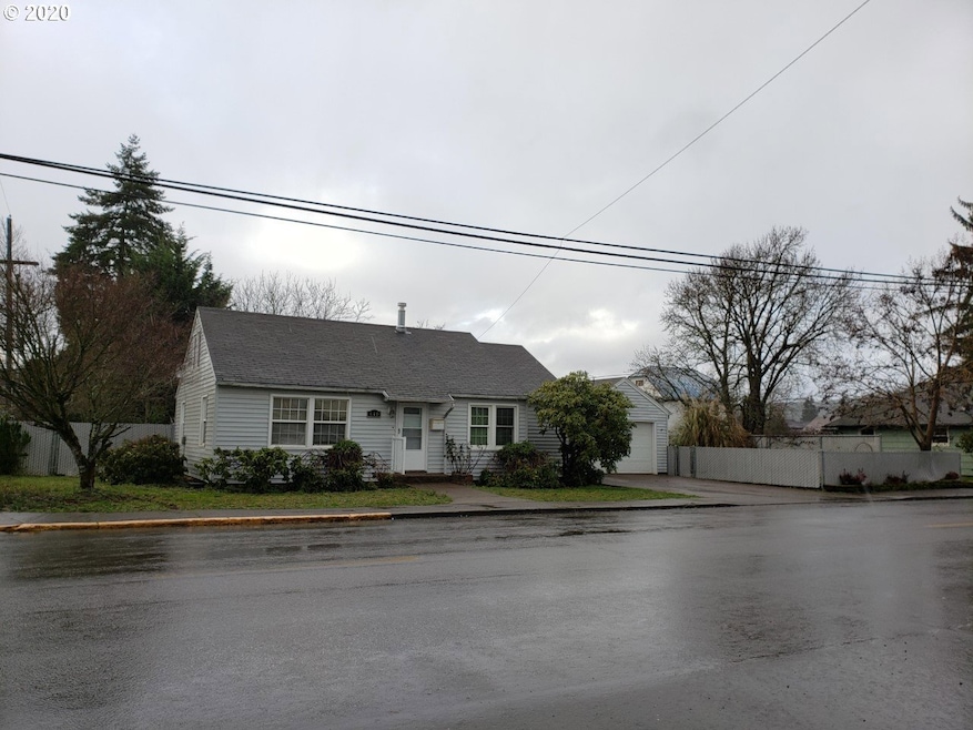 640 S Bridge St, Sheridan, OR 97378 - photo 1