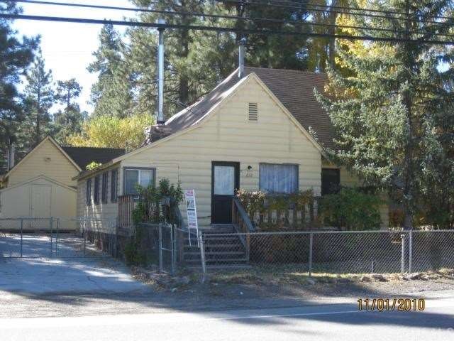 612 E Big Bear Bl front of house