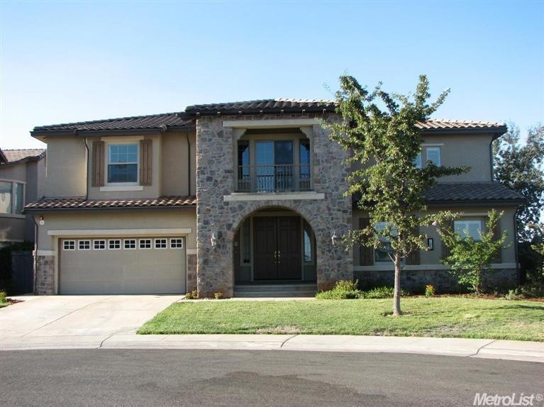 Live in luxury.  This beautiful 5,589 sq ft home h