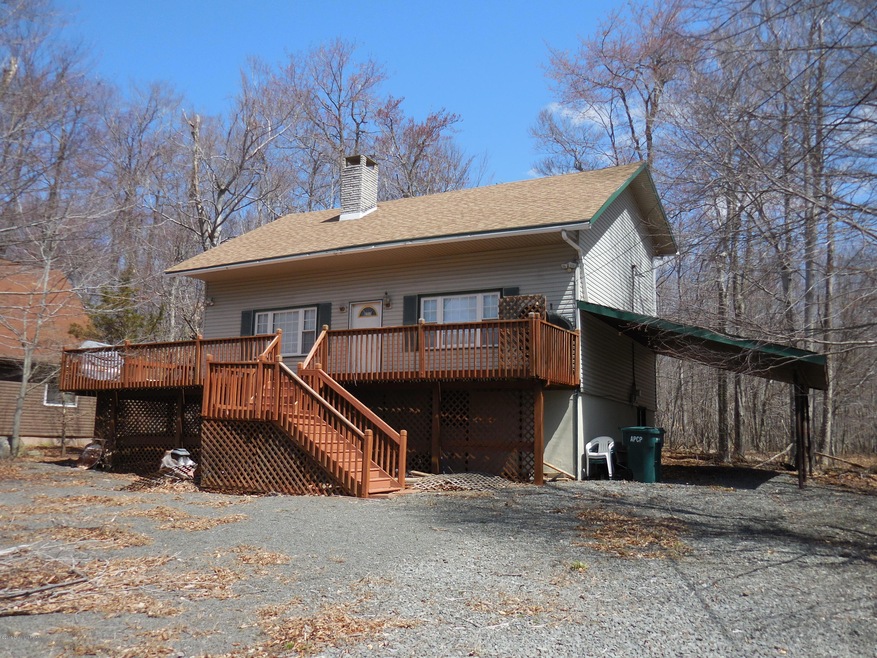 1115 Country Place Dr, Tobyhanna, PA 18466 - photo 1