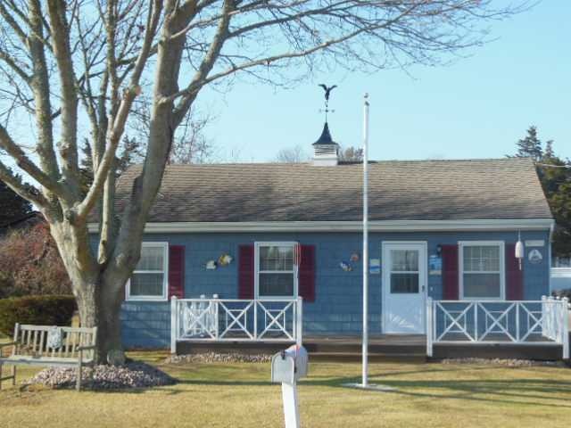 16 Charlene Ave, Westerly, RI 02891 - photo 1