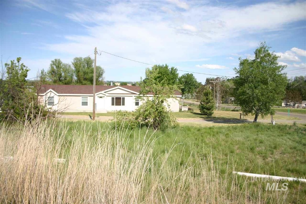 2818 State Highway 19, Homedale, ID 83628 - photo 1