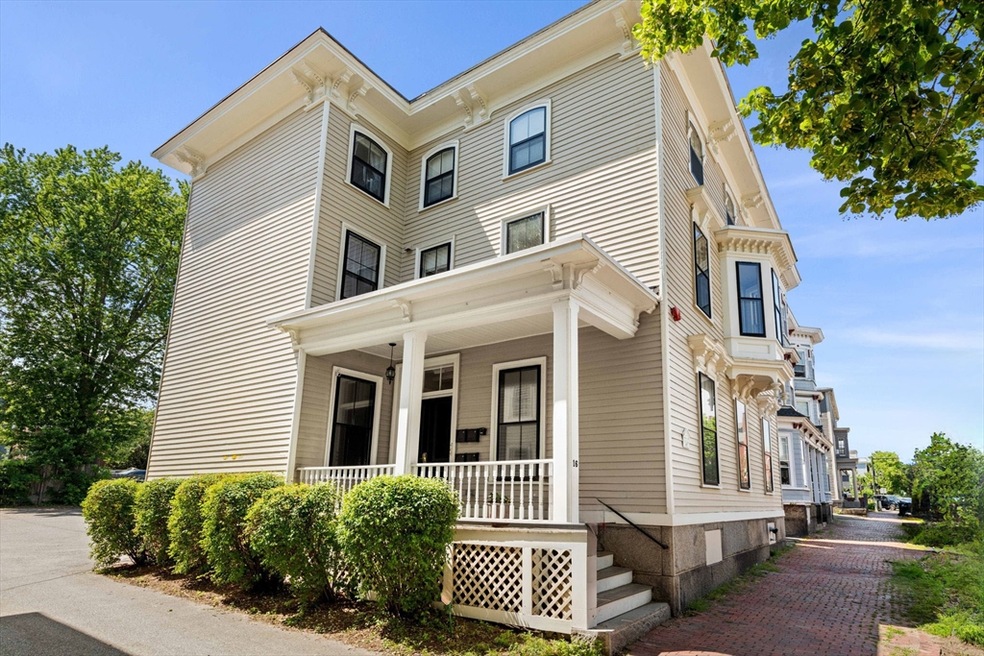 16 Summer St unit 4, Salem, MA 01970 - photo 1