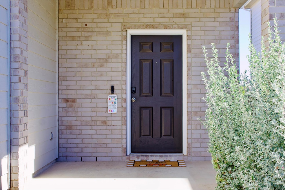 351 Blacktail Dr, New Braunfels, TX 78130 - photo 1