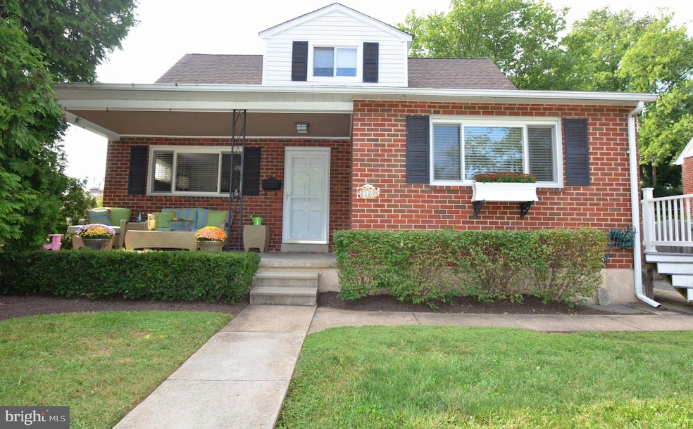 2120 Sweetbrier Ln, Lutherville Timonium, MD 21093 - photo 1