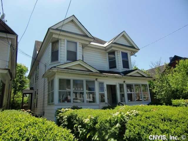Exterior Front Sold as a package deal with 155 W M