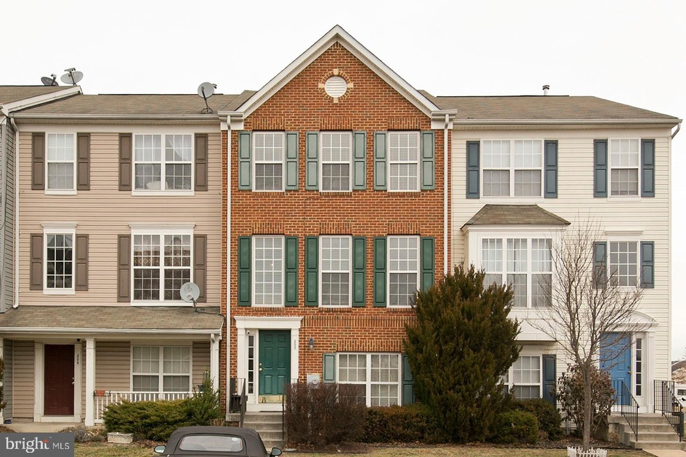 203 Hamilton Ct, Stephens City, VA 22655 - photo 1