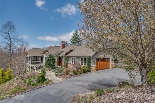 Mature landscaping as you are coming up to your new home!