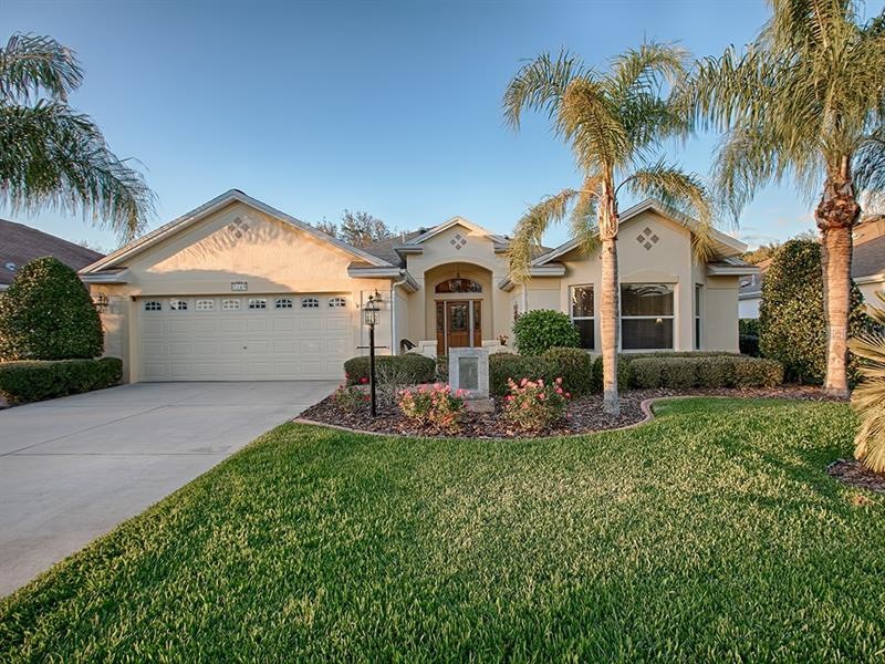 BOND PAID ON THIS LOVELY 3/2 LANTANA DESIGNER W/EX