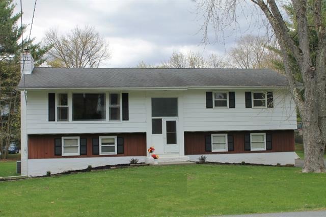 48 Pasture Ln, Poughkeepsie, NY 12603 - photo 1